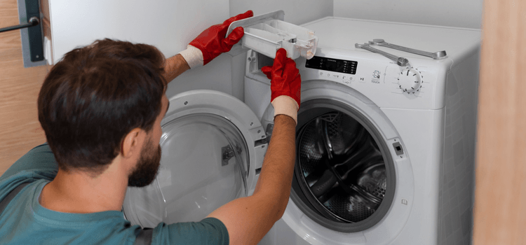 Mosógép tisztítása házilag: a mosószer adagoló megtisztítása