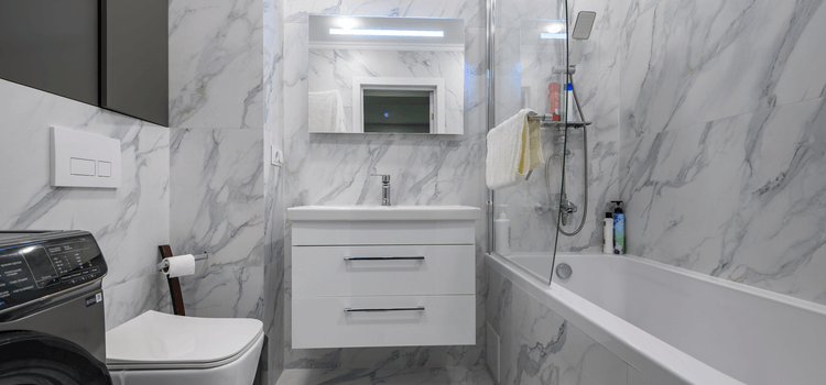 Panel fürdőszoba ötletek a praktikusság jegyében